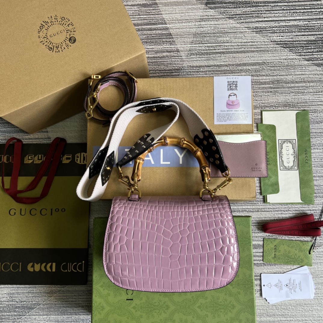 Gucci Satchel Bags